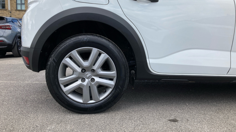 Dacia Sandero Stepway 1.0 TCe Essential 5dr Petrol Hatchback